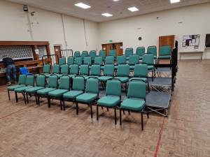 Tiered staging with handrails