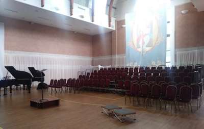 choir staging supplier